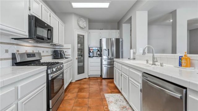 16175 Blue Haven Court, Riverside, CA 92503