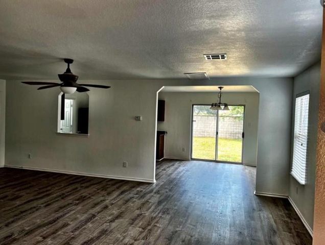 12313 Drummond DR, Austin, TX 98034
