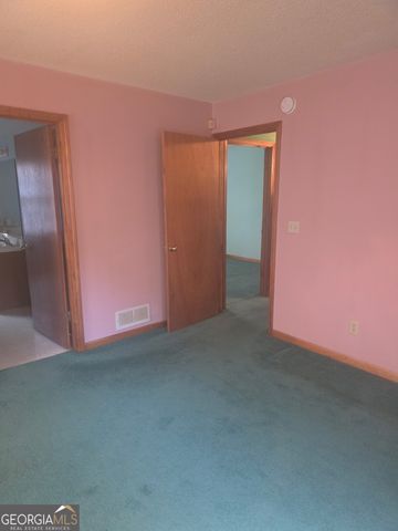 276 Lee Thompson Road, Moreland, GA 30259