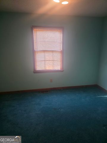 276 Lee Thompson Road, Moreland, GA 30259