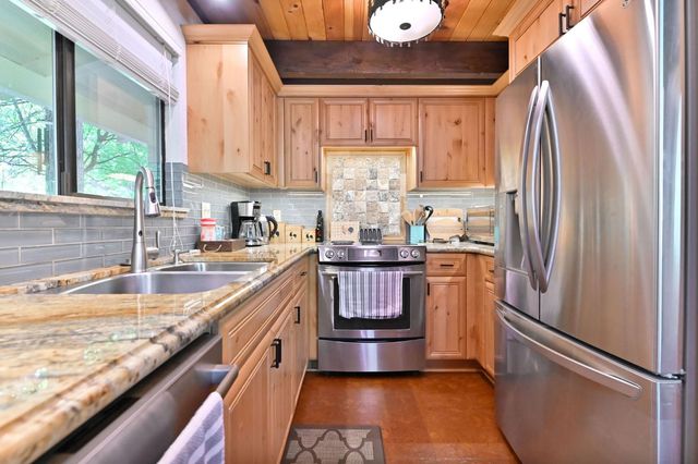 1801 Pine Dr, Arnold, CA 95223