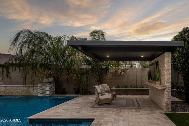 3743 E ARABIAN Drive, Gilbert, AZ 85296