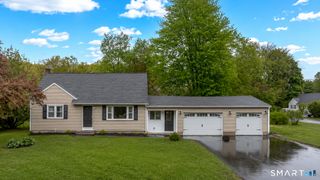 4 Lox Lane, Enfield, CT 06082