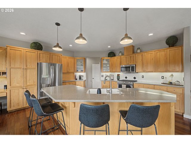 2352 Nw JEFFERSON Way, Mc Minnville, OR 97128