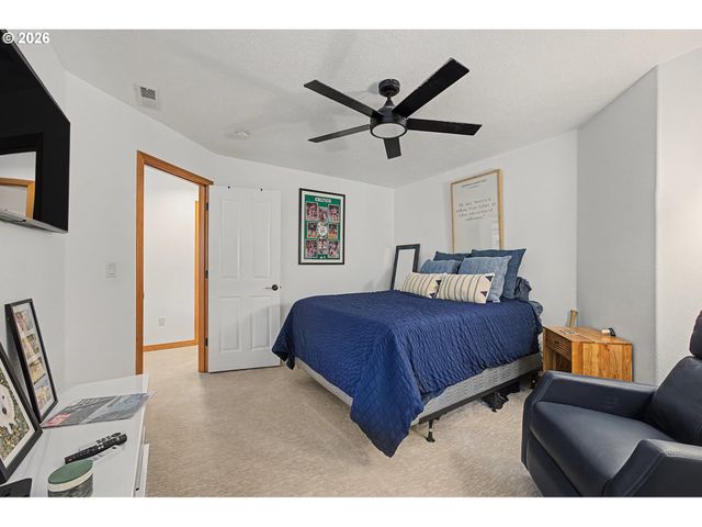 2352 Nw JEFFERSON Way, Mc Minnville, OR 97128