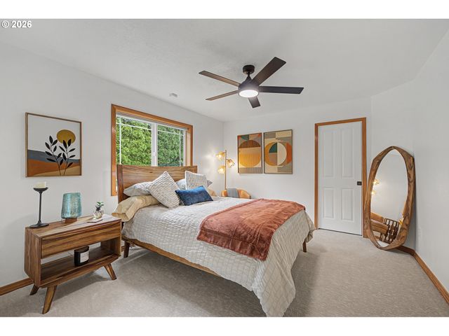 2352 Nw JEFFERSON Way, Mc Minnville, OR 97128