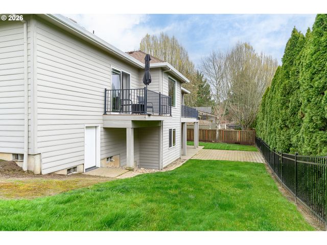 2352 Nw JEFFERSON Way, Mc Minnville, OR 97128