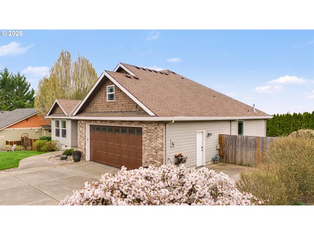 2352 Nw JEFFERSON Way, Mc Minnville, OR 97128