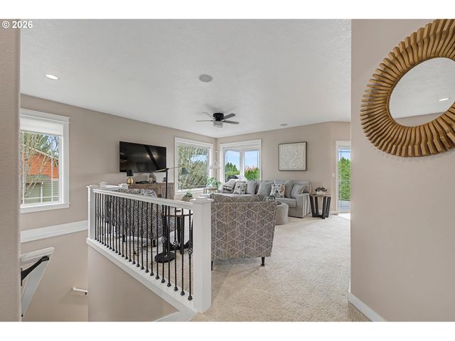 2352 Nw JEFFERSON Way, Mc Minnville, OR 97128