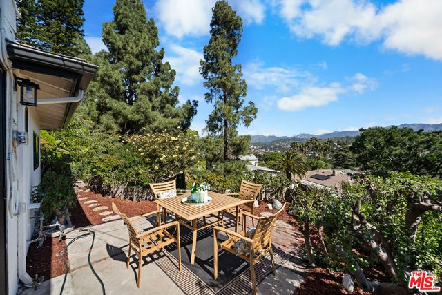 3260 Sagamore Way, Los Angeles, CA 90065