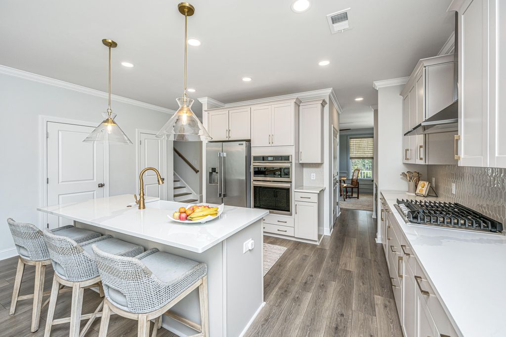 Image 13 of property listing at 2037 Bullyard Sound Way, Awendaw, SC 29429