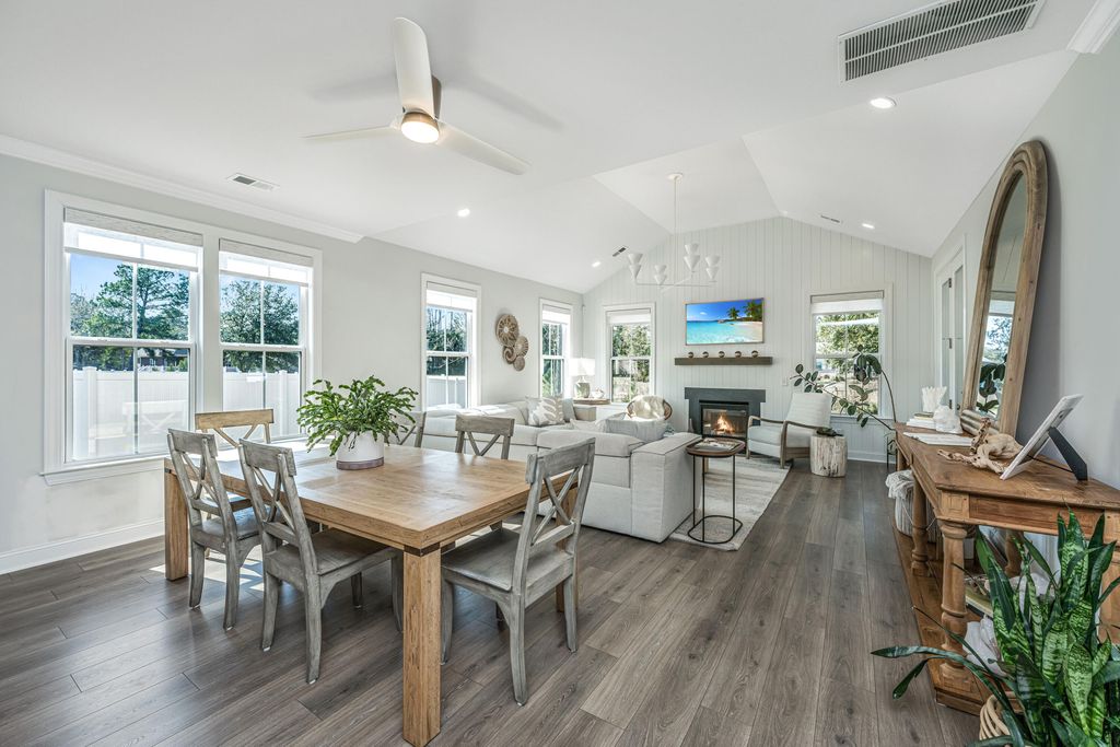 Image 17 of property listing at 2037 Bullyard Sound Way, Awendaw, SC 29429