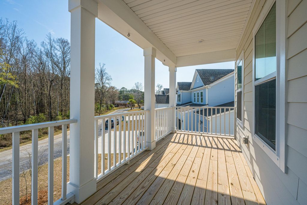 Image 34 of property listing at 2037 Bullyard Sound Way, Awendaw, SC 29429