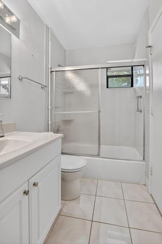 7200 NW 2nd Avenue 90, Boca Raton, FL 33487