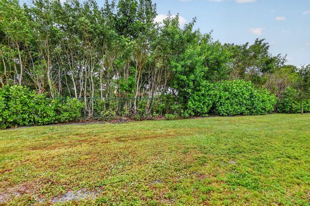 7200 NW 2nd Avenue 90, Boca Raton, FL 33487