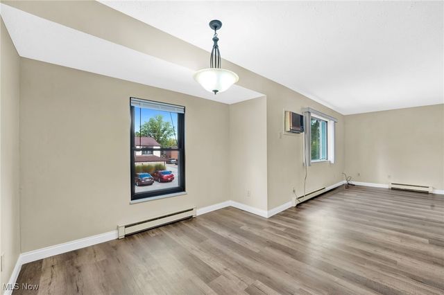 29363 Detroit Road 5, Westlake, OH 44145