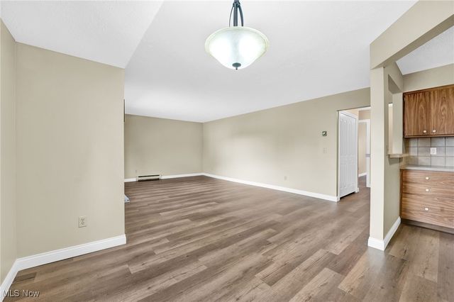 29363 Detroit Road 5, Westlake, OH 44145