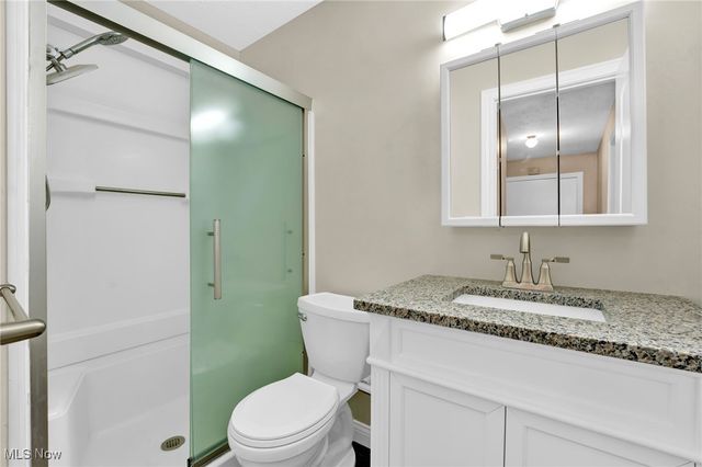 29363 Detroit Road 5, Westlake, OH 44145