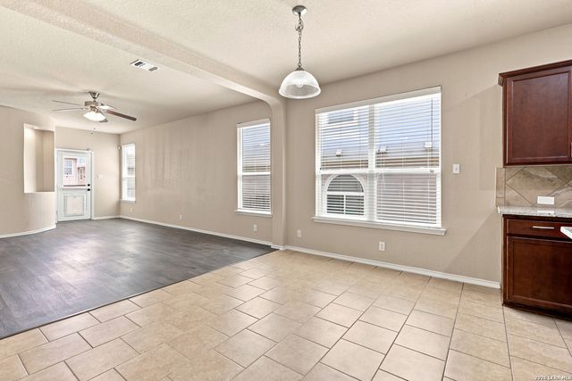 162 Golden Wren, San Antonio, TX 78253
