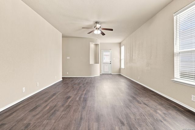162 Golden Wren, San Antonio, TX 78253