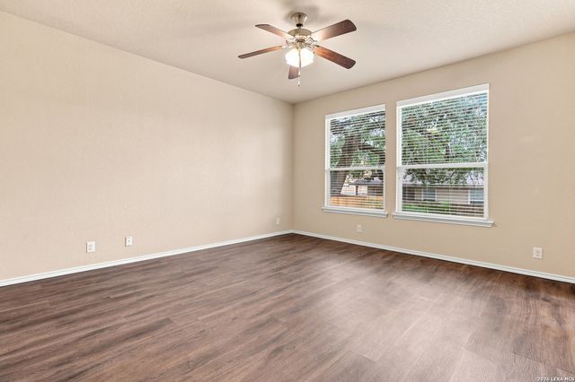 162 Golden Wren, San Antonio, TX 78253