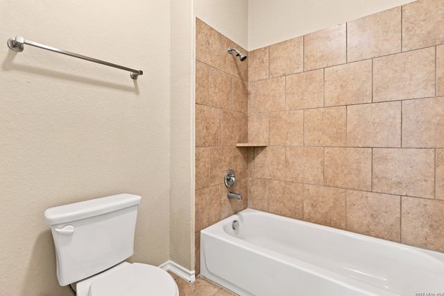 162 Golden Wren, San Antonio, TX 78253