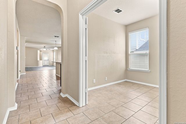 162 Golden Wren, San Antonio, TX 78253