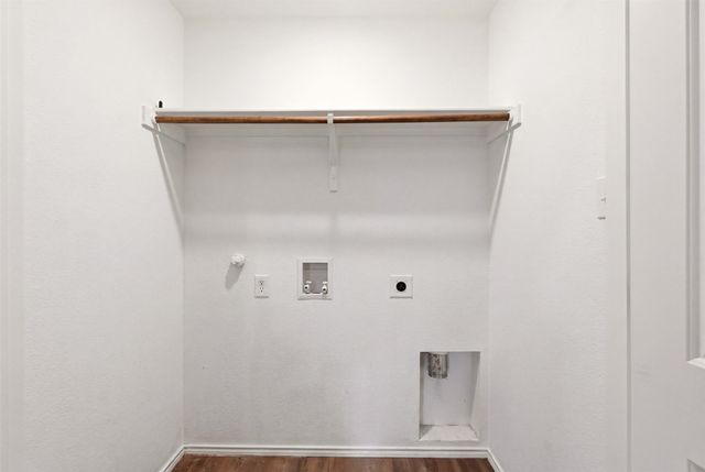 2804 Highgarden Trail, Crandall, TX 75114