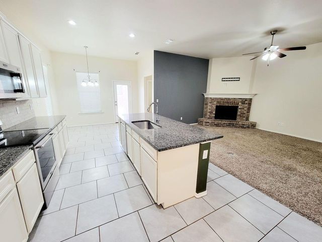 13803 Avenue W, Lubbock, TX 79423