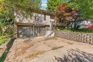 4919 South Glenn Avenue, Springfield, MO 65810