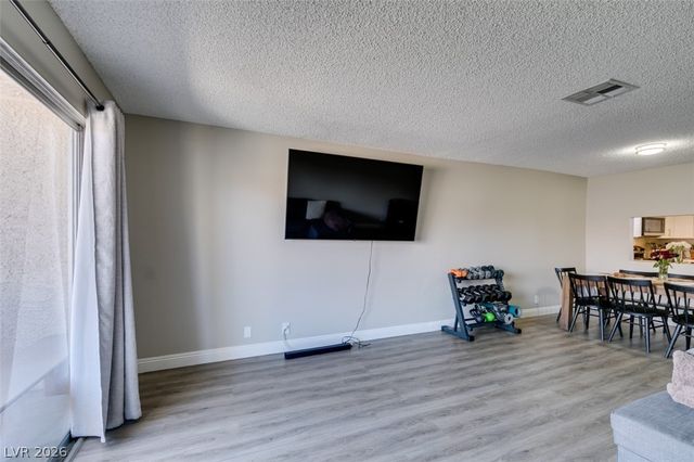 1784 Jupiter Court B, Las Vegas, NV 89119