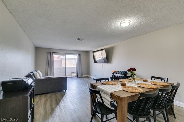 1784 Jupiter Court B, Las Vegas, NV 89119