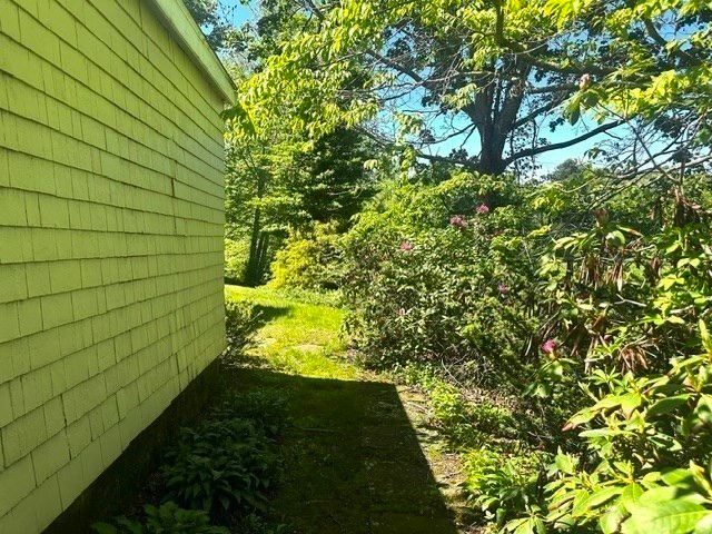 120 Charles River St, Needham, MA 02492