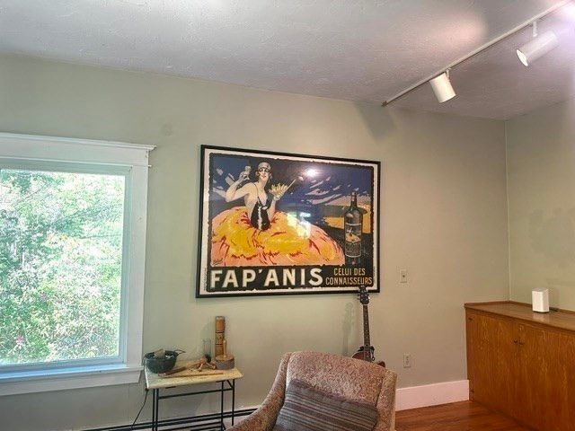 120 Charles River St, Needham, MA 02492
