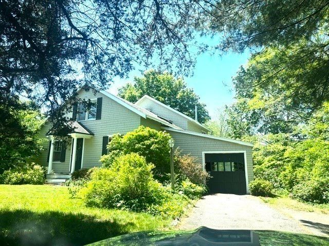 120 Charles River St, Needham, MA 02492