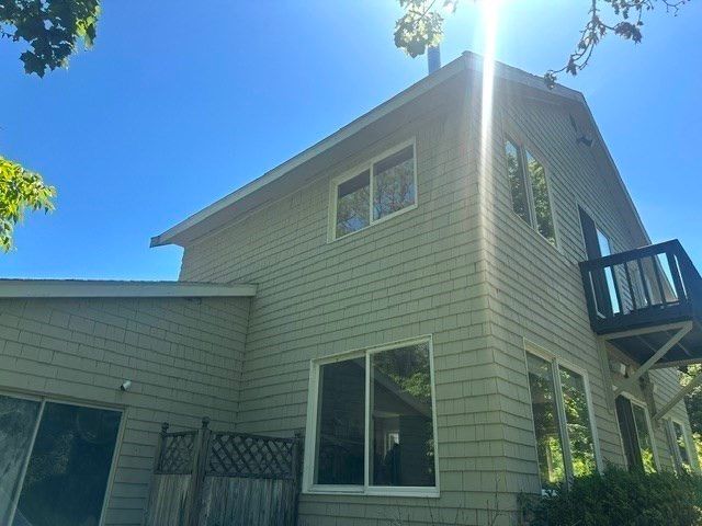 120 Charles River St, Needham, MA 02492