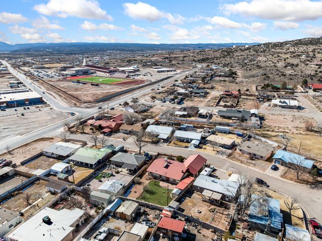 1216 N 2nd Street, Grants, NM 87020