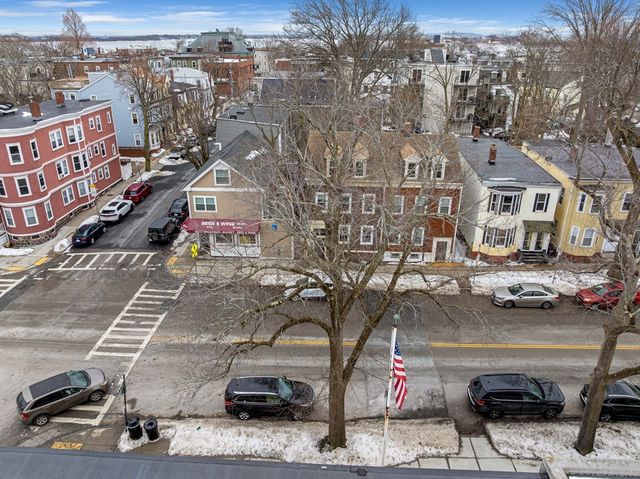 867 E. Broadway, Boston, MA 02127