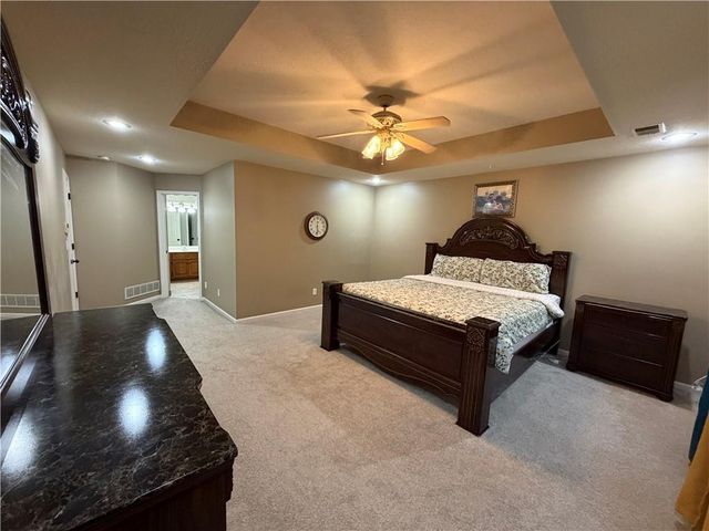 5904 Albervan Street, Shawnee, KS 66216