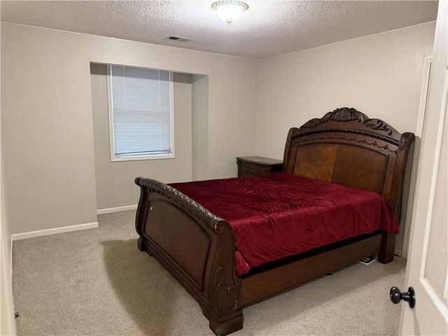 5904 Albervan Street, Shawnee, KS 66216