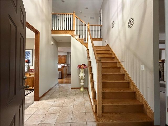 5904 Albervan Street, Shawnee, KS 66216