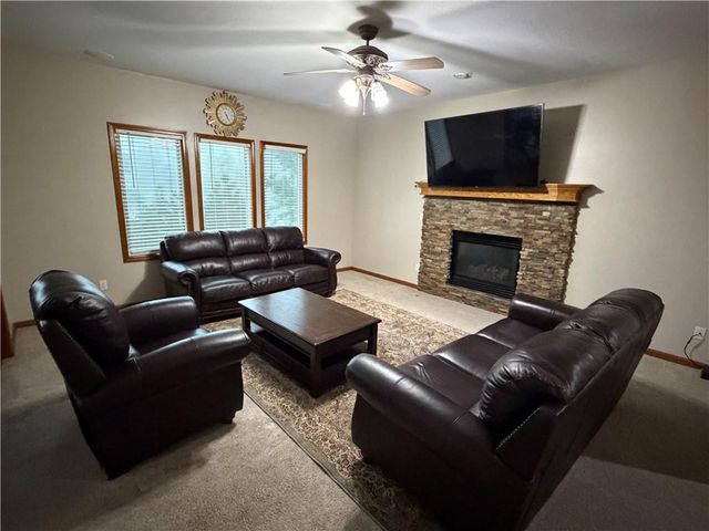5904 Albervan Street, Shawnee, KS 66216