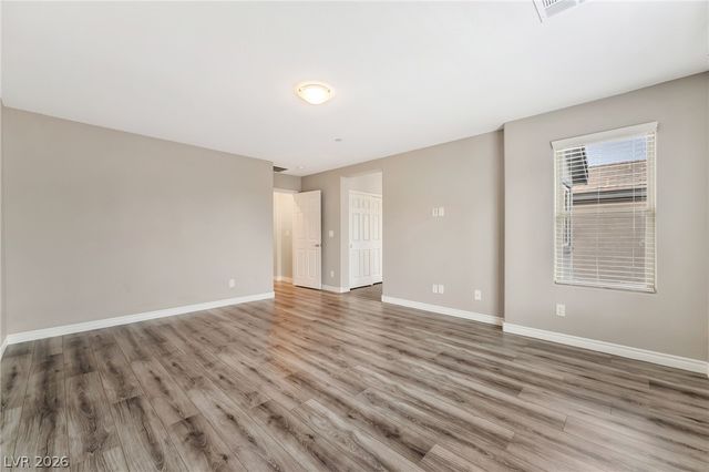 900 Lotus Falls Street, Henderson, NV 89052