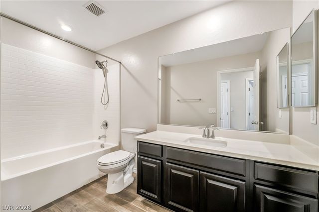 900 Lotus Falls Street, Henderson, NV 89052