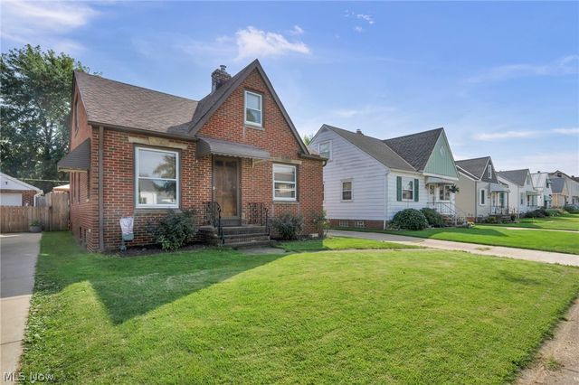 6311 Laverne Avenue, Parma, OH 44129