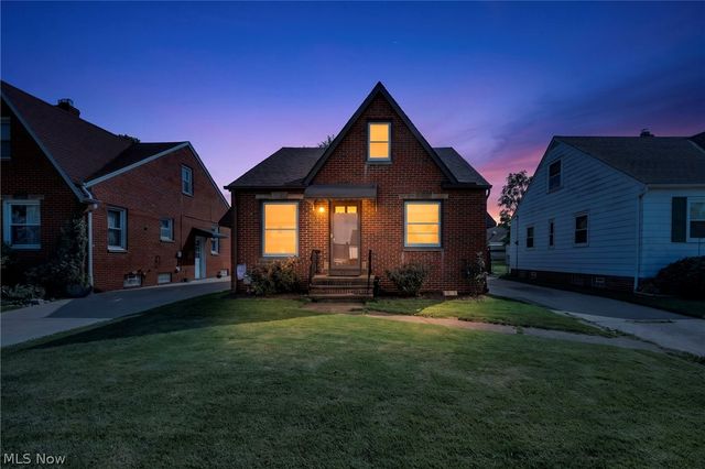 6311 Laverne Avenue, Parma, OH 44129
