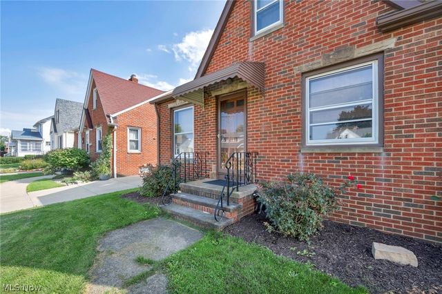 6311 Laverne Avenue, Parma, OH 44129