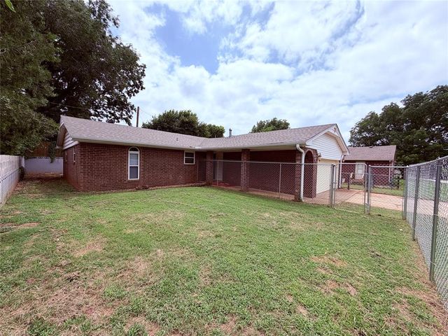 620 W Adams Street, Purcell, OK 73080