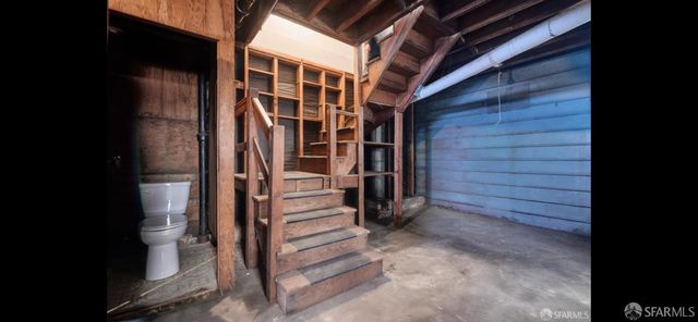 1055 Cayuga Avenue, San Francisco, CA 94112
