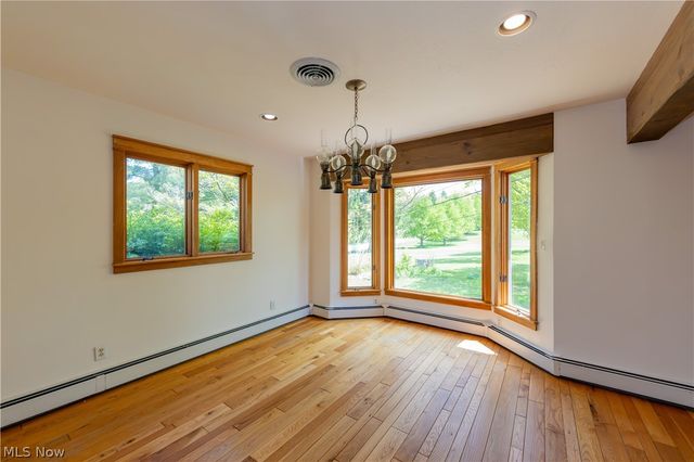 7969 Dines Road, Russell, OH 44072